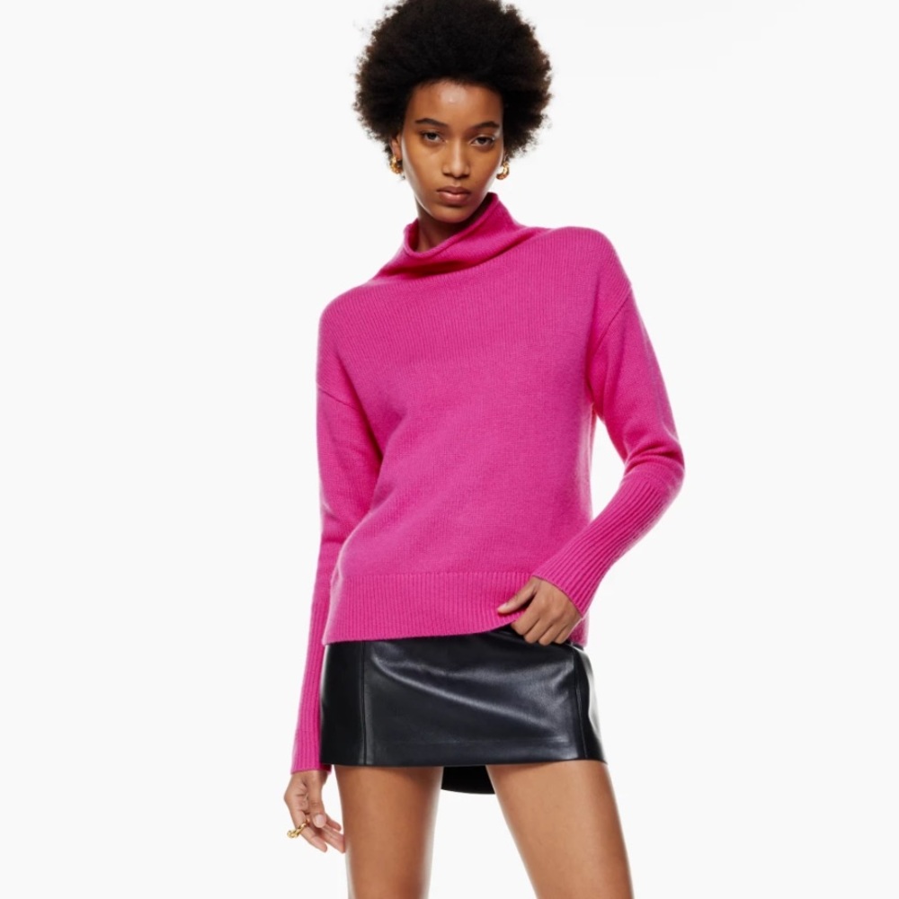 Aritzia Wilfred Luxe Cashmere Cyrus Sweater Pink Medium